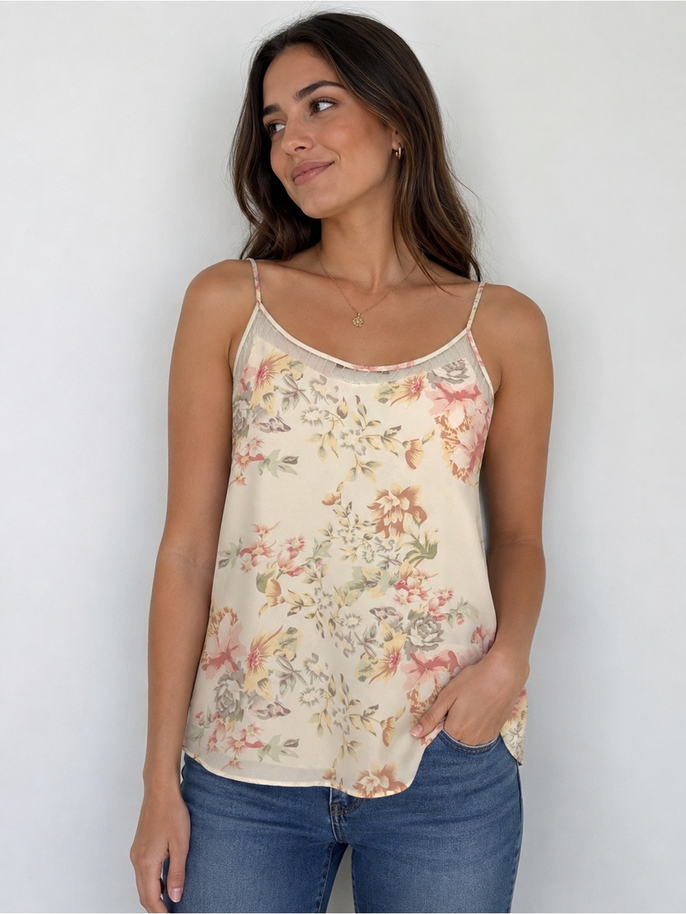 ✨Black Tape_ Cream Floral Cami Tank Top Size M NWT
